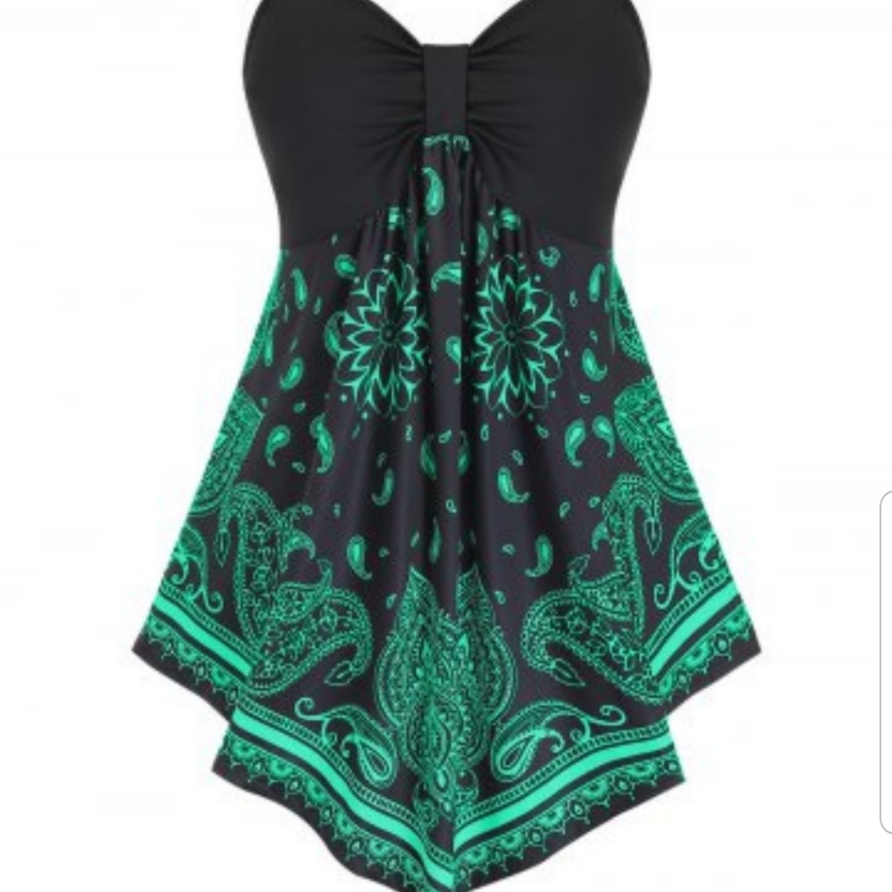 Women's plus size top brand new